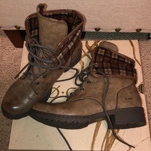 Never worn BOC boots